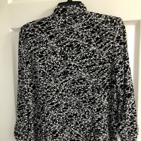 Two piece black, white and silver twin set - Picture 3 of 9